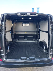 Thumbnail-Foto von Fahrzeug