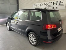 VW Sharan Business+ TSI 7-Sitzer in Deep Black Perleffekt