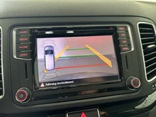 VW Sharan Business+ TSI 7-Sitzer in Deep Black Perleffekt