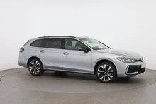 VW Passat Variant R-Line eHybrid 150 kW in Oyster Silver Metallic