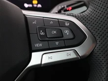 VW Passat Variant R-Line eHybrid 150 kW in Oyster Silver Metallic
