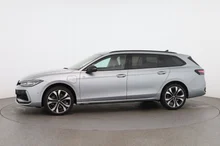 VW Passat Variant R-Line eHybrid 150 kW in Oyster Silver Metallic