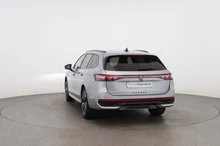 VW Passat Variant R-Line eHybrid 150 kW in Oyster Silver Metallic