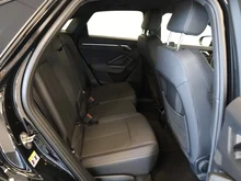 Audi Q3 Sportback 35 TFSI intense in Mythosschwarz Metallic