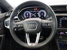 Audi Q3 Sportback 35 TFSI intense in Mythosschwarz Metallic