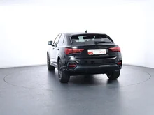 Audi Q3 Sportback 35 TFSI intense in Mythosschwarz Metallic