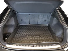 Audi Q3 Sportback 35 TFSI intense in Mythosschwarz Metallic