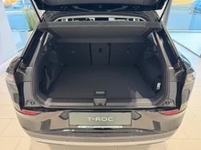 VW T-Roc Life eTSI DSG in Grenadillschwarz Metallic