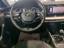 Škoda Octavia Combi Ambition TDI in Alaska-Weiß