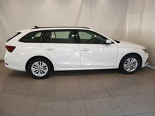 Škoda Octavia Combi Ambition TDI in Alaska-Weiß