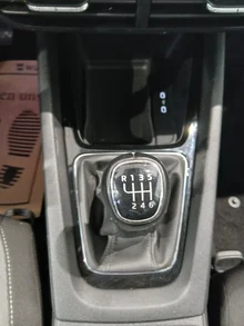 Škoda Octavia Combi Ambition TDI in Alaska-Weiß