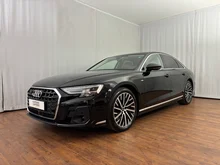 Audi A8 60 TFSI e quattro in brillantschwarz