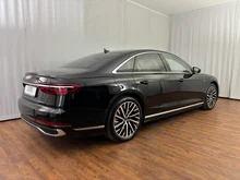 Audi A8 60 TFSI e quattro in brillantschwarz
