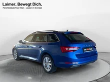 Škoda Superb Combi 4x4 Ambition TDI DSG in Race-Blau Metallic