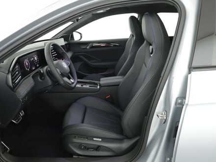 VW Passat Variant Sport TDI DSG