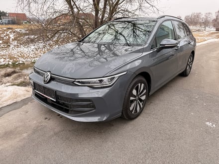 VW Golf Variant Business mHeV DSG