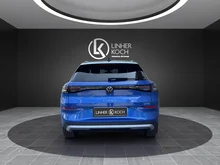 VW T-Roc Life eTSI DSG in Celestial Blue Dach Black Uni