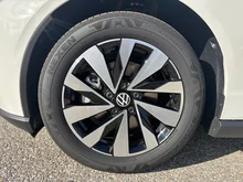 VW ID ID. Polo Life Edition 155 kW - 52 kWh in Candy-Weiß