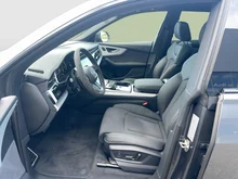 Audi Q8 e-hybrid quattro 290 kW in Daytonagrau Perleffekt