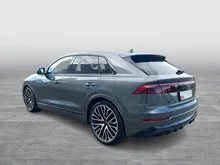 Audi Q8 e-hybrid quattro 290 kW in Daytonagrau Perleffekt
