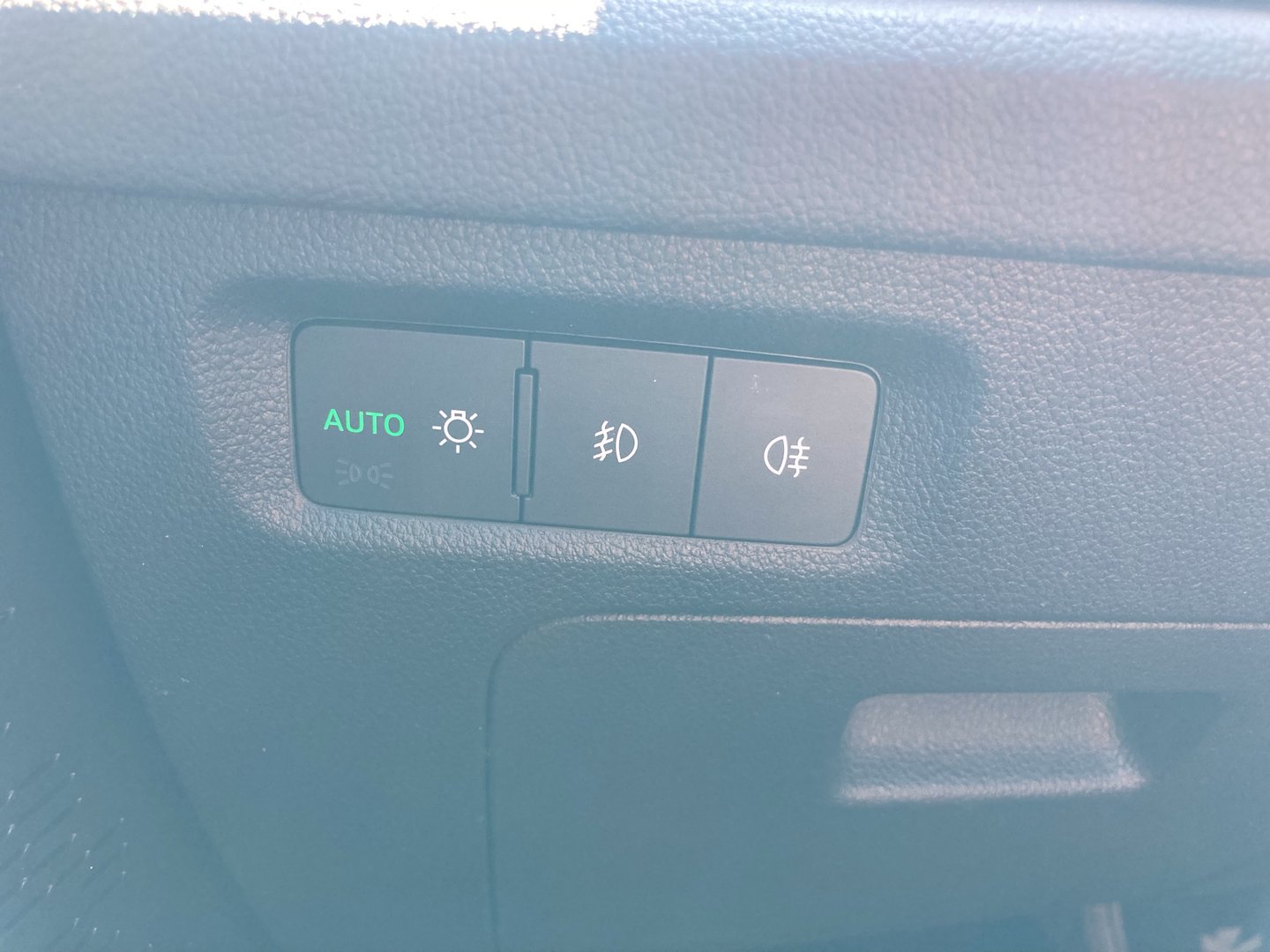 Škoda OCTAVIA Combi Ambition TDI DSG | Bild 12 von 24