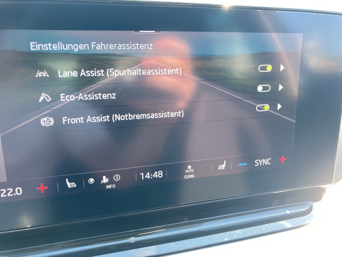 Škoda OCTAVIA Combi Ambition TDI DSG | Bild 18 von 24