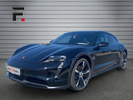 Porsche Taycan Cross Turismo 4