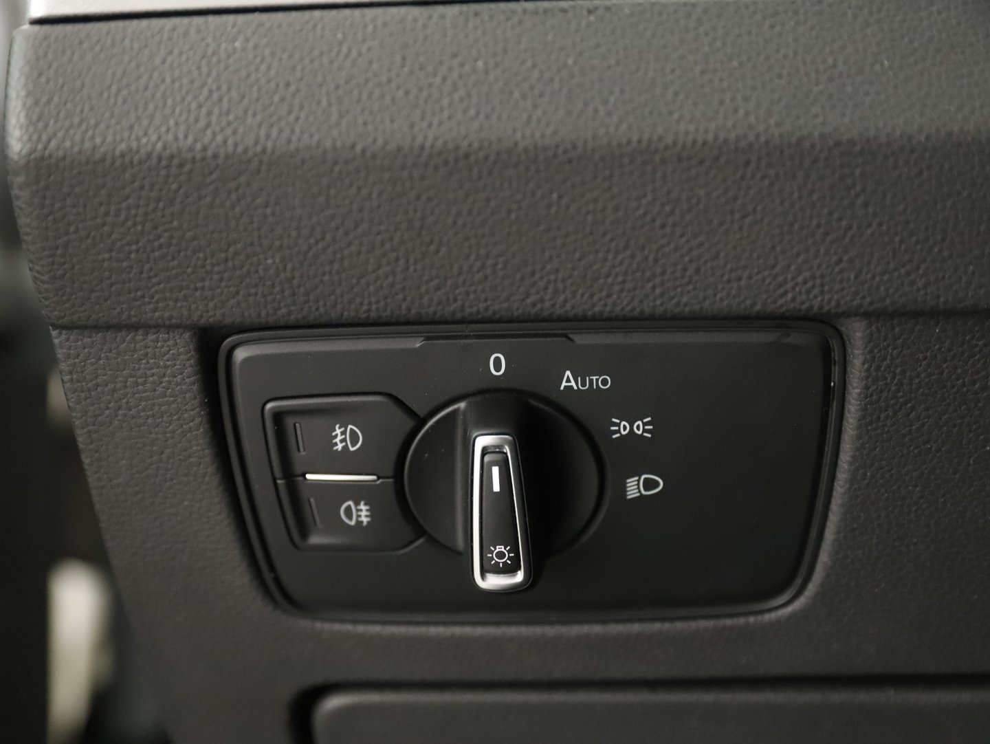 VW Passat Variant Business TDI DSG | Bild 6 von 22