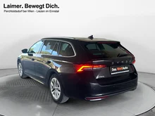 Škoda Octavia Combi Selection TSI mHEV DSG in Black-Magic Perleffekt