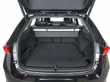 Škoda Octavia Combi Selection TSI mHEV DSG in Black-Magic Perleffekt
