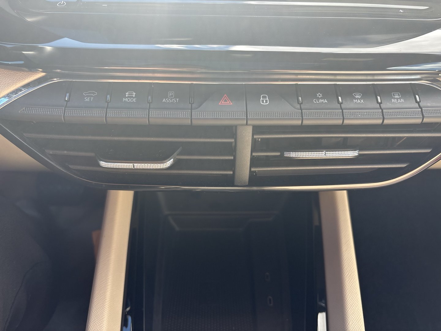 Škoda OCTAVIA Combi Premium TDI DSG | Bild 18 von 25