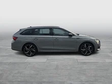 Škoda Octavia Combi 4x4 Sportline TSI DSG in Stahl-Grau