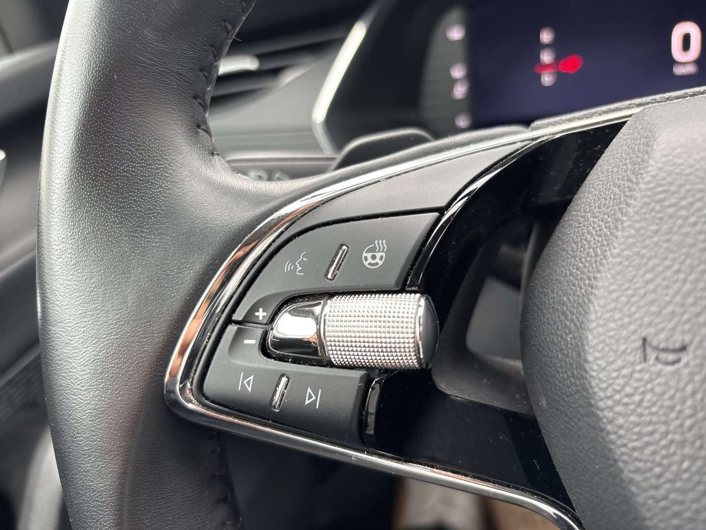 Škoda OCTAVIA Combi Ambition TDI DSG | Bild 12 von 23