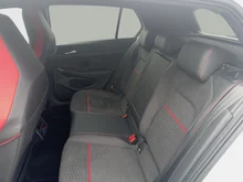 VW Golf GTI Clubsport DSG in Pure White Dach Deep Schwarz Uni