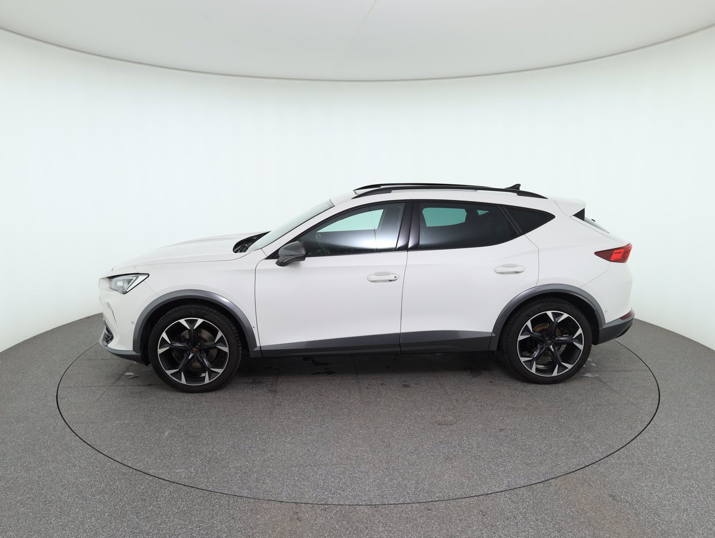 CUPRA Formentor 1.5 TSI 150 PS DSG ACT | Bild 8 von 32