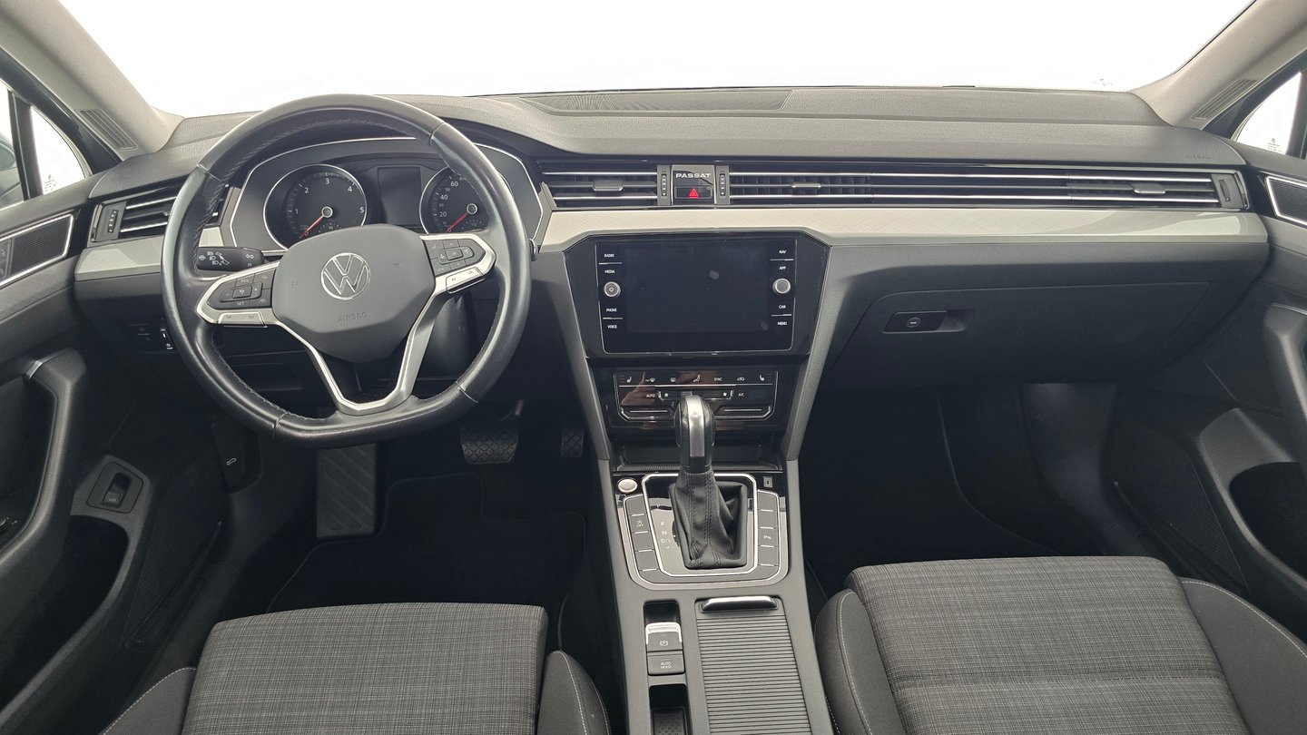 VW Passat Variant Business TDI DSG | Bild 12 von 27