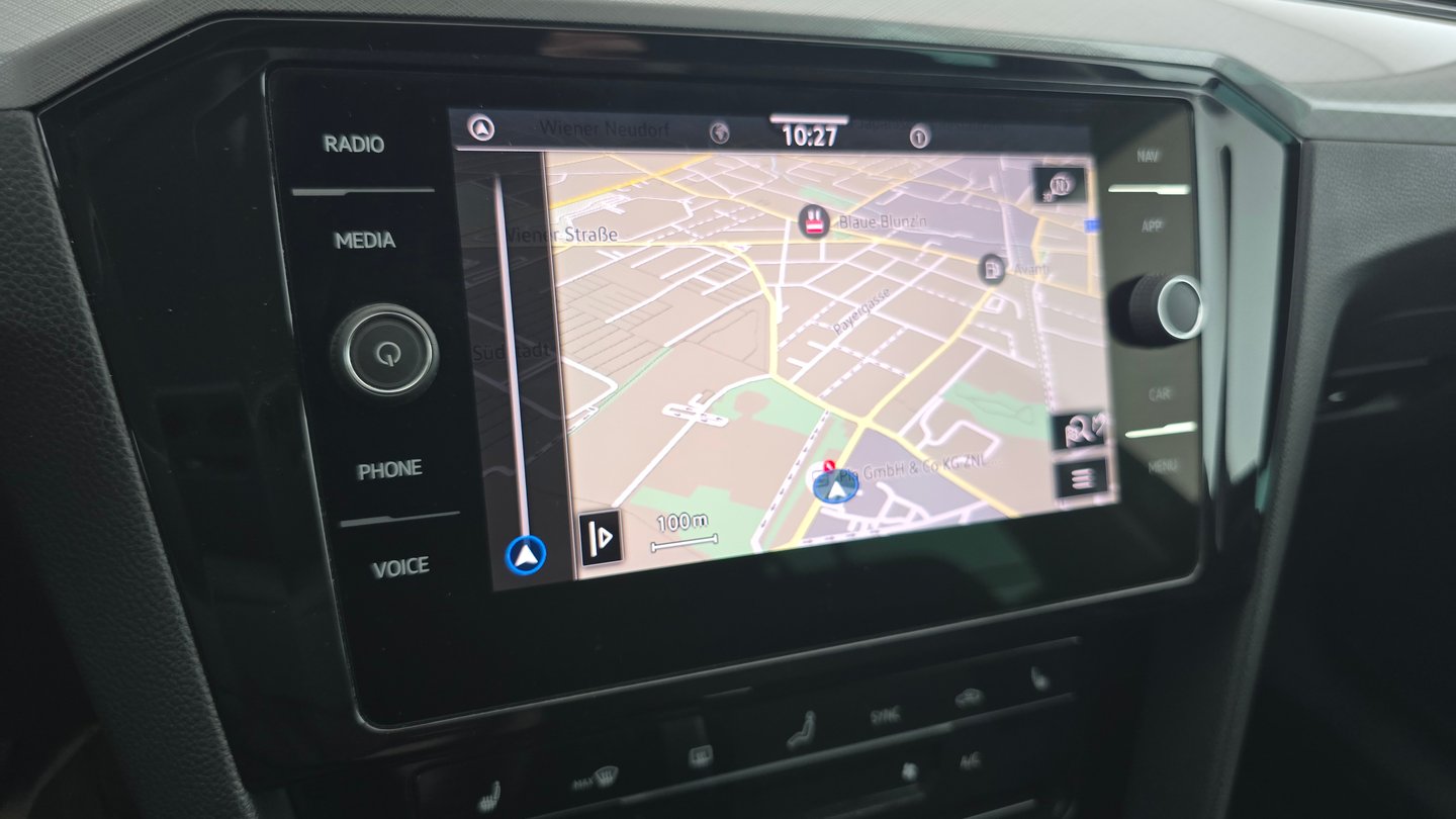 VW Passat Variant Business TDI DSG | Bild 18 von 27