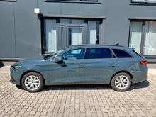 SEAT Leon SP Kombi Style Edition 1.5TSI 115PS in Fjord-Blau