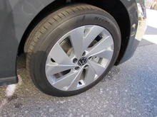 VW Golf Variant Business TDI in Delfingrau Metallic