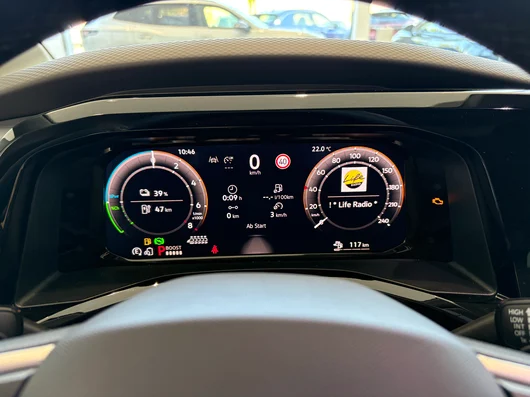 Bild eines VW Multivan Edition eHybrid 180 kW 4MOTION