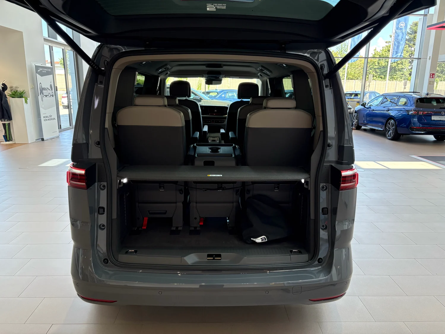 Bild eines VW Multivan Edition eHybrid 180 kW 4MOTION