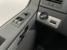 VW Multivan Comfortline TDI NEU in 2T Deep Black Perleffekt