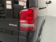 VW Multivan Comfortline TDI NEU in 2T Deep Black Perleffekt