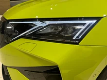 Škoda Octavia RS in Mamba-Grün