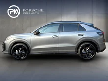 VW T-Roc R-Line eTSI DSG in Wolf Grey