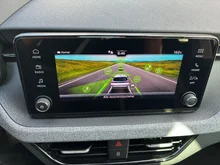 Škoda Kamiq Selection TSI DSG in Moon-Weiß Metallic