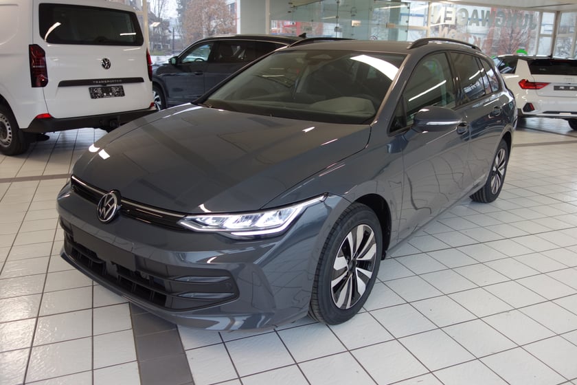 VW Golf Variant Business mHeV DSG