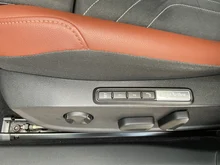 VW ID.4 Pro Performance 150 kW Tech in Gletscherweiß Metallic