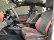 VW ID.4 Pro Performance 150 kW Tech in Gletscherweiß Metallic