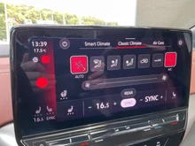 VW ID.4 Pro Performance 150 kW Tech in Gletscherweiß Metallic